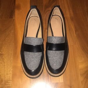 Clarks Women’s Loafer Size 7